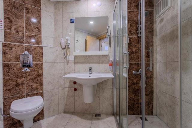 Hotel Incekum Su - kúpeľňa - letecký zájazd CK  - Turecko, Avsa