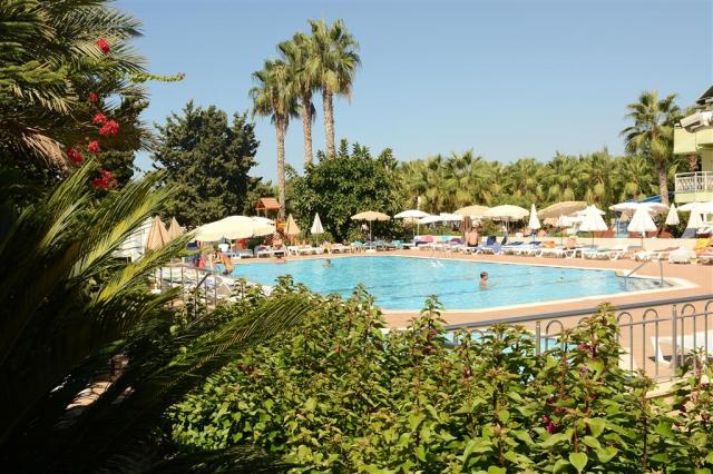 Hotel Incekum Su - bazén - letecký zájazd CK  - Turecko, Avsall