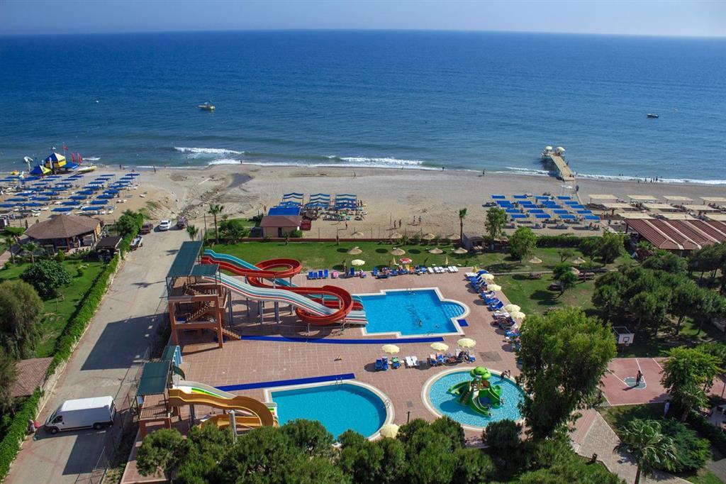 Hotel Club Turtas Beach - pláž - letecký zájazd CK - Turecko K