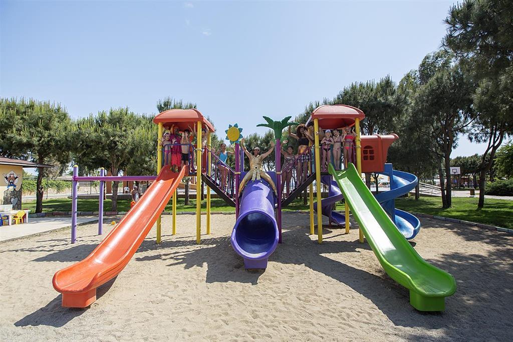 Hotel Club Turtas Beach - detské ihrisko - letecký zájazd CK -