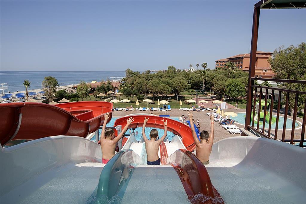 Hotel Club Turtas Beach - tobogany - letecký zájazd CK - Turec