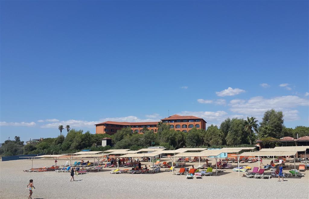 Hotel Club Turtas Beach - pláž - letecký zájazd CK - Turecko K