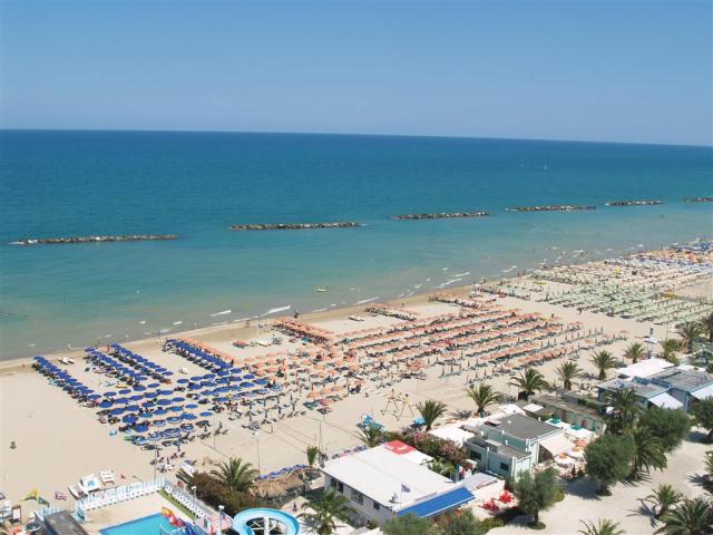 Rezidencia Mediterraneo due- pláž - zájazd vlastnou dopravou CK
