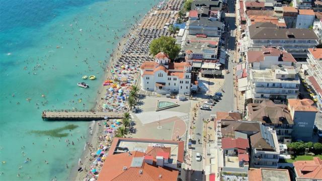 Paralia a Olympic beach - panoráma - letecký zájazd CK  - Gréck
