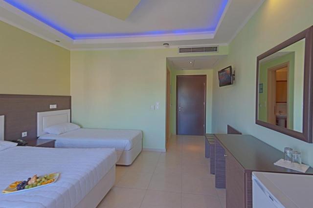 Hotel Grand Platon - dvojlôžková izba s možnosťou prístelky - l