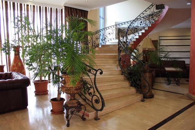 Hotel Tiara Beach - vstupná hala - letecký zájazd CK  - Bulhars
