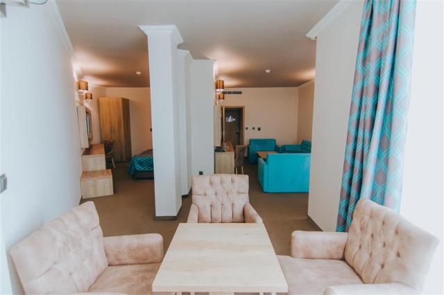 Hotel Tiara Beach - rodinná suita - letecký zájazd CK  - Bulhar
