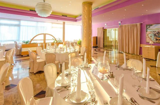 Hotel Punta - Chorvátsko Vodice - zájazd CK 