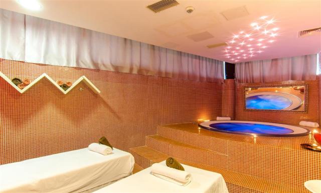 Hotel Punta - Chorvátsko Vodice - zájazd CK 