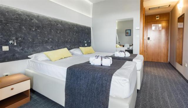Hotel Punta - Chorvátsko Vodice - zájazd CK 