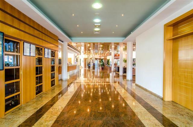 Hotel Punta - Chorvátsko Vodice - zájazd CK 
