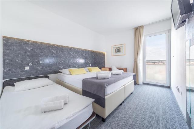 Hotel Punta - Chorvátsko Vodice - zájazd CK 
