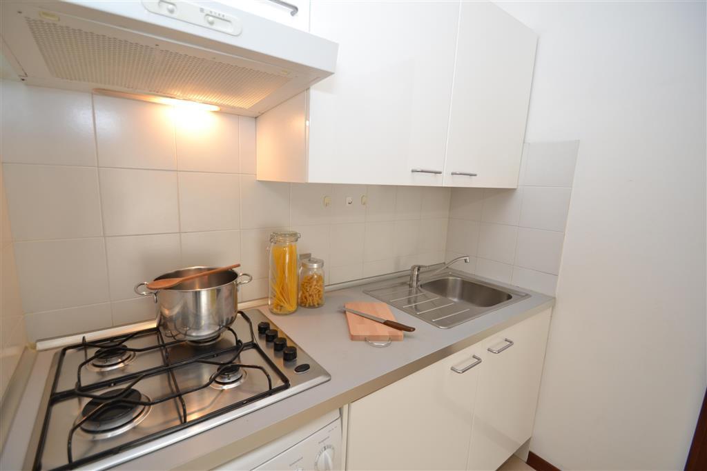 apartmánový dom Gemini s bazénom a záhradou v časti Pineda v Bi