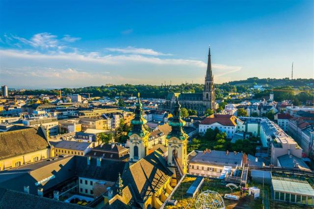 CK , autobusový poznávací zájazd, Česko a Rakúsko, Linz, panorá