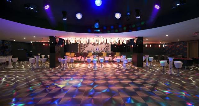 Asia Beach - disco bar - letecký zájazd CK  - Turecko, Alanya