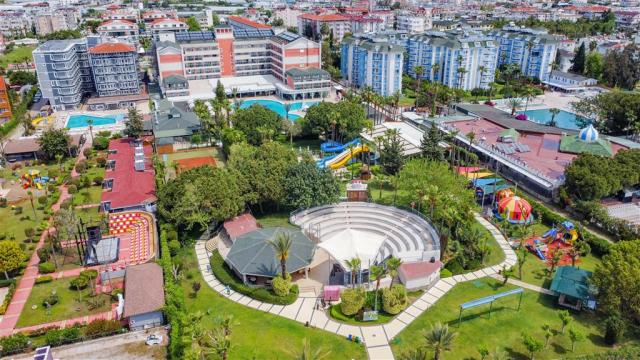 Insula Resort - areál - letecký zájazd CK  - Turecko, Konakli