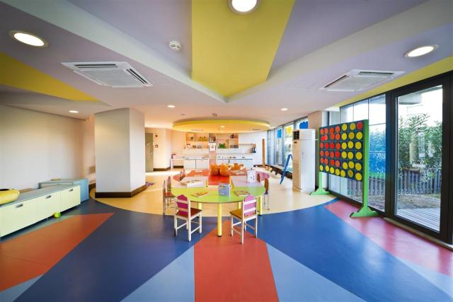 Limak Lara Deluxe - miniklub - letecký zájazd CK  - Turecko, La