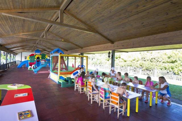 Limak Lara Deluxe - miniklub - letecký zájazd CK  - Turecko, La