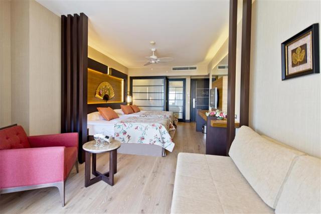 Limak Lara Deluxe - izba - letecký zájazd CK  - Turecko, Lara