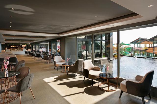 Limak Lara Deluxe - terasa - letecký zájazd CK  - Turecko, Lara