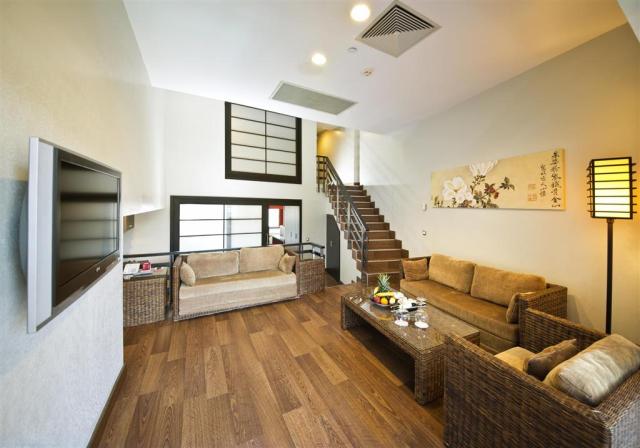 Limak Lara Deluxe - rodinná izba mezonet - letecký zájazd CK  -