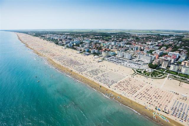 Apartmány Le Caravelle s bazénom v BIBIONE, zájazdy individuáln