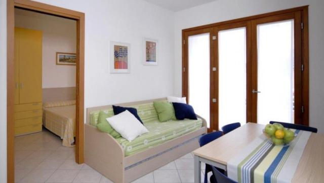 apartmánový dom Vila Anna blízko pláže, zájazdy autobusovou a i