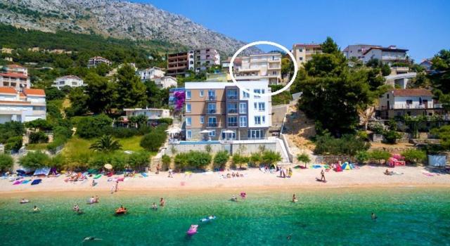 Apartmány Mateo - apartmánový dom - autobusový zájazd CK  - Cho