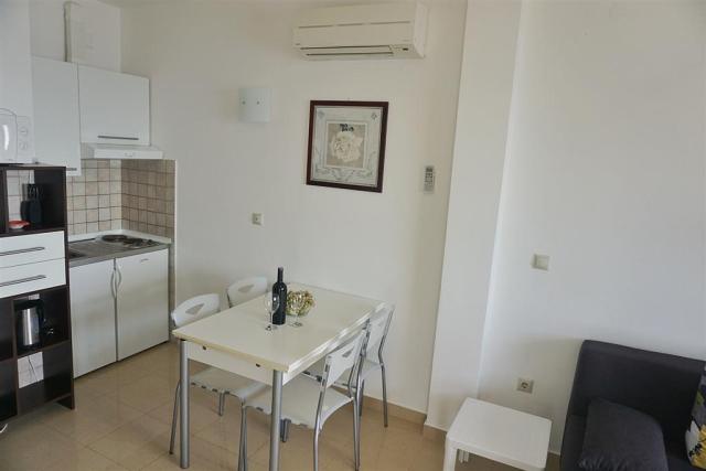 Apartmány Mateo - kuchynka - autobusový zájazd CK  - Chorvátsko
