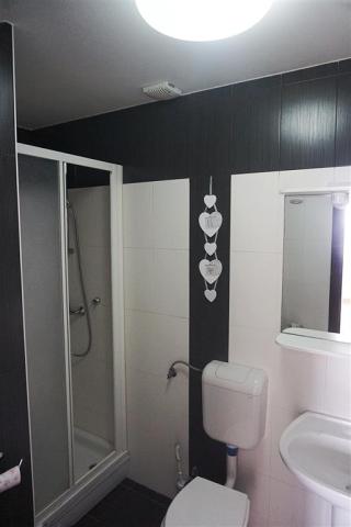 Apartmány Mateo - kúpeľňa - autobusový zájazd CK  - Chorvátsko,
