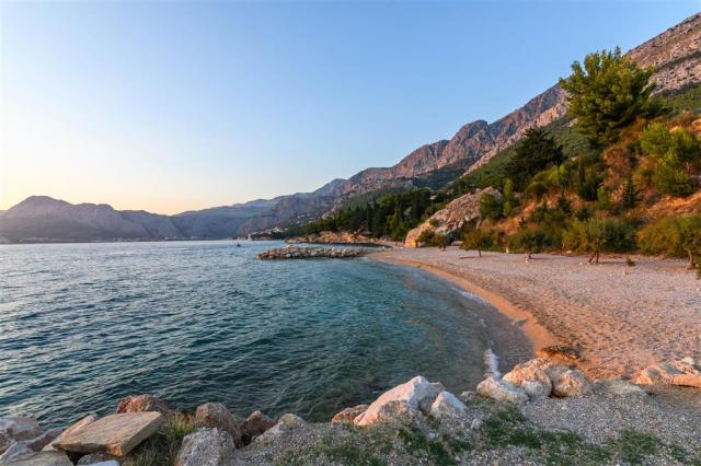 Apartmány Mateo - mesto Omiš - autobusový zájazd CK  - Chorváts