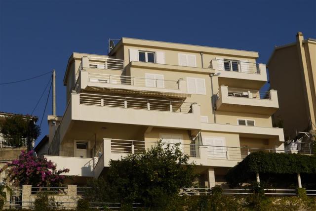 Apartmány Mateo - apartmánový dom - autobusový zájazd CK  - Cho