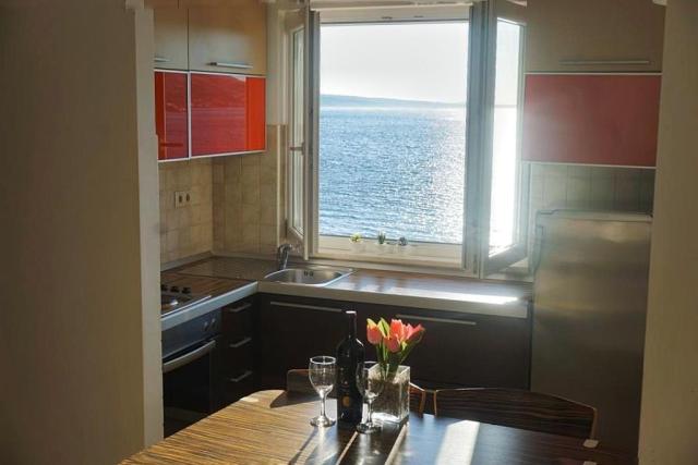 Apartmány Mateo - kuchynka - autobusový zájazd CK  - Chorvátsko