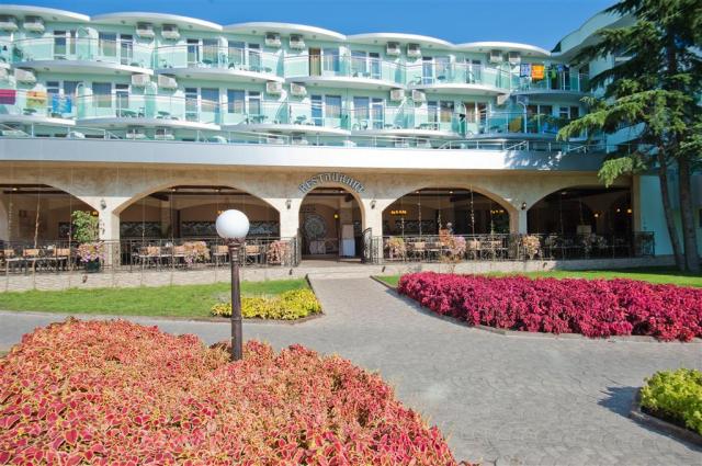 hotel Kotva - hotel - letecký a autobusový zájazd CK  - Slnečné