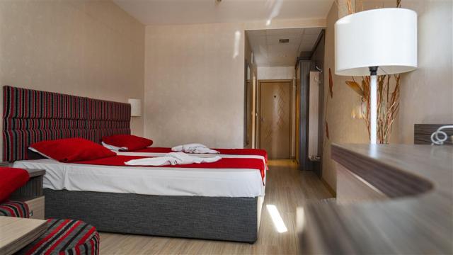 hotel Kotva - izba - letecký a autobusový zájazd CK  - Slnečné 