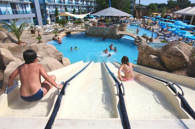 hotel Kotva - aquapark - letecký a autobusový zájazd CK  - Slne
