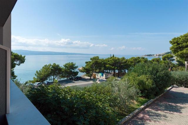 Penzión Rogač - výhľad - autobusový zájazd CK  - Chorvátsko, Om