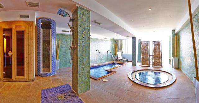 hotel Flamboyan Caribe - wellness - letecký zájazd od CK  - Mal