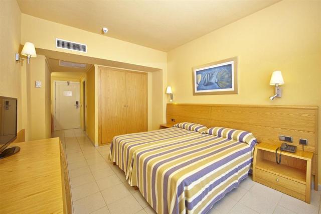 hotel Flamboyan Caribe - dvojlôžková izba - letecký zájazd od C