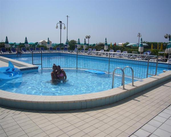 Hotel Florida v Lido di Jesolo, zájazdy autobusovou a individuá