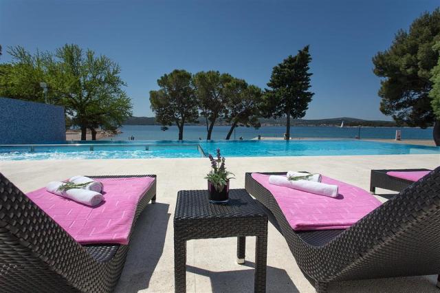 Hotel Adriatic - zájazd CK  - Chorvátsko - Biograd na Moru