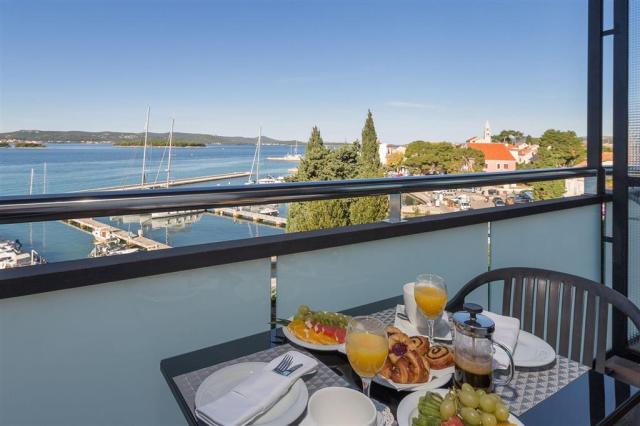 Hotel Ilirija - zájazd CK  - Chorvátsko - Biograd na Moru