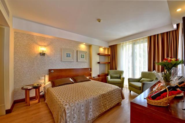 Hotel Side Star Beach - rodinná izba - letecký zájazd CK  - Tur