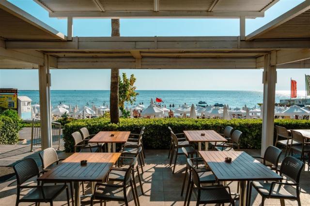 Hotel Side Star Beach - beach bar - letecký zájazd CK  - Tureck