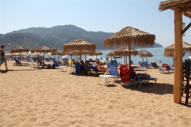 Hotel Alkyon - pláž - letecký zájazd CK  - Korfu, Agios Georgio