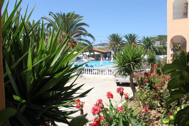 Hotel Alkyon - bazén - letecký zájazd CK  - Korfu, Agios Georgi