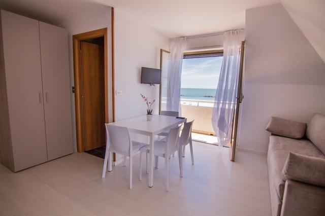 Palazzina Cala Luna - apartmán C4a manzart - zájazd vlastnou do