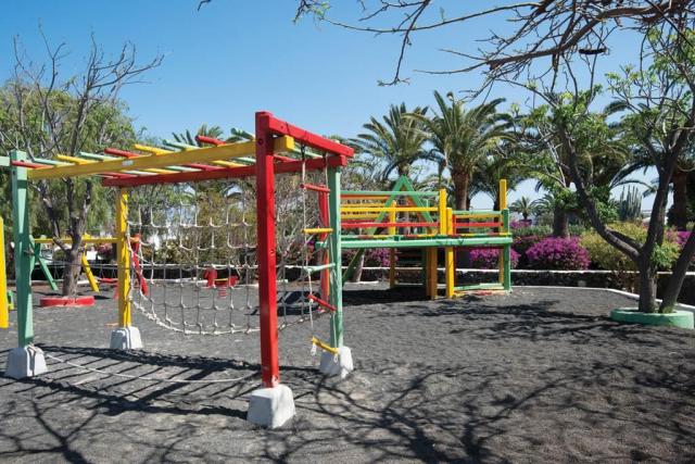 Relaxia Olivina - ihrisko - letecký zájazd CK  - Lanzarote, Pue