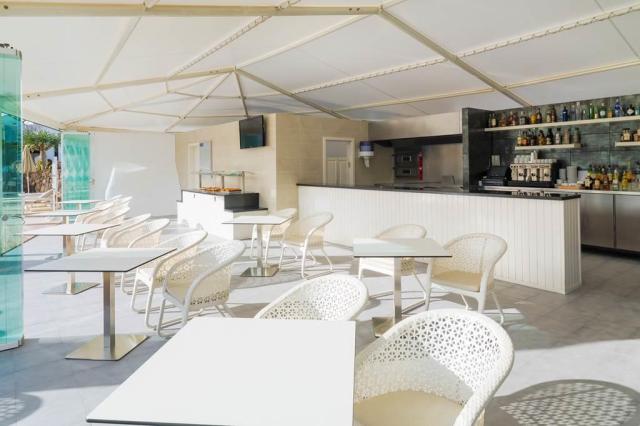 H10 White Suites Boutique Hotel - bar - letecký zájazd CK  - La
