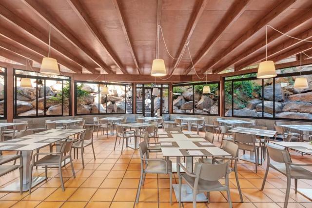 THB Tropical Island - reštaurácia - letecký zájazd CK  - Lanzar
